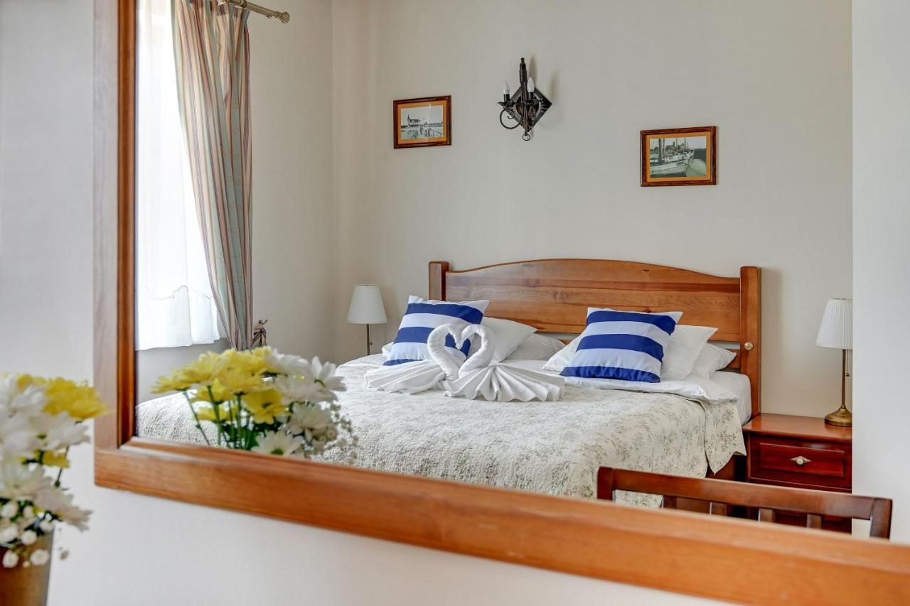 Villa & Restaurant Admiral Nelson Hel Dış mekan fotoğraf