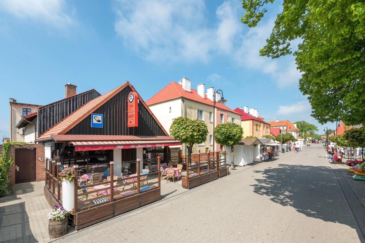 Villa & Restaurant Admiral Nelson Hel Dış mekan fotoğraf