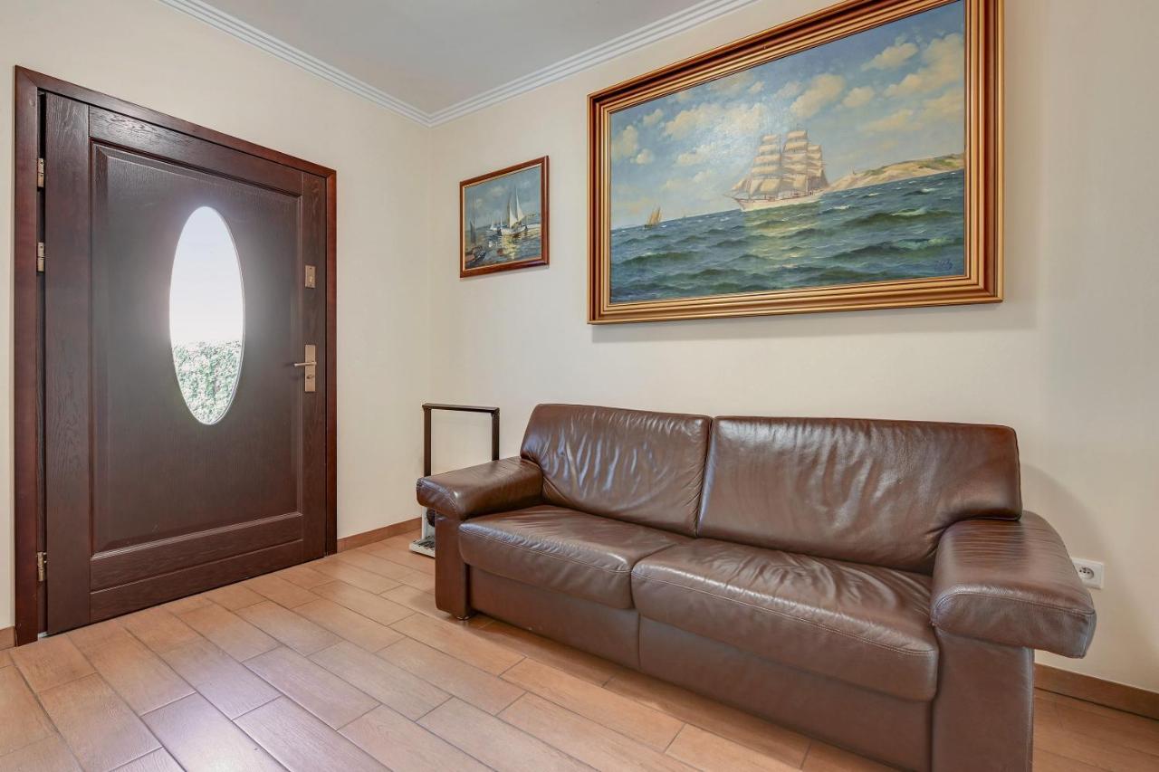 Villa & Restaurant Admiral Nelson Hel Dış mekan fotoğraf