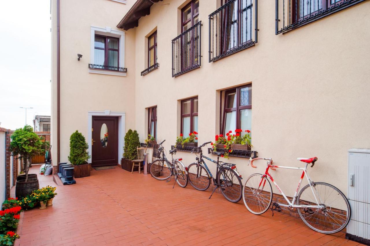 Villa & Restaurant Admiral Nelson Hel Dış mekan fotoğraf